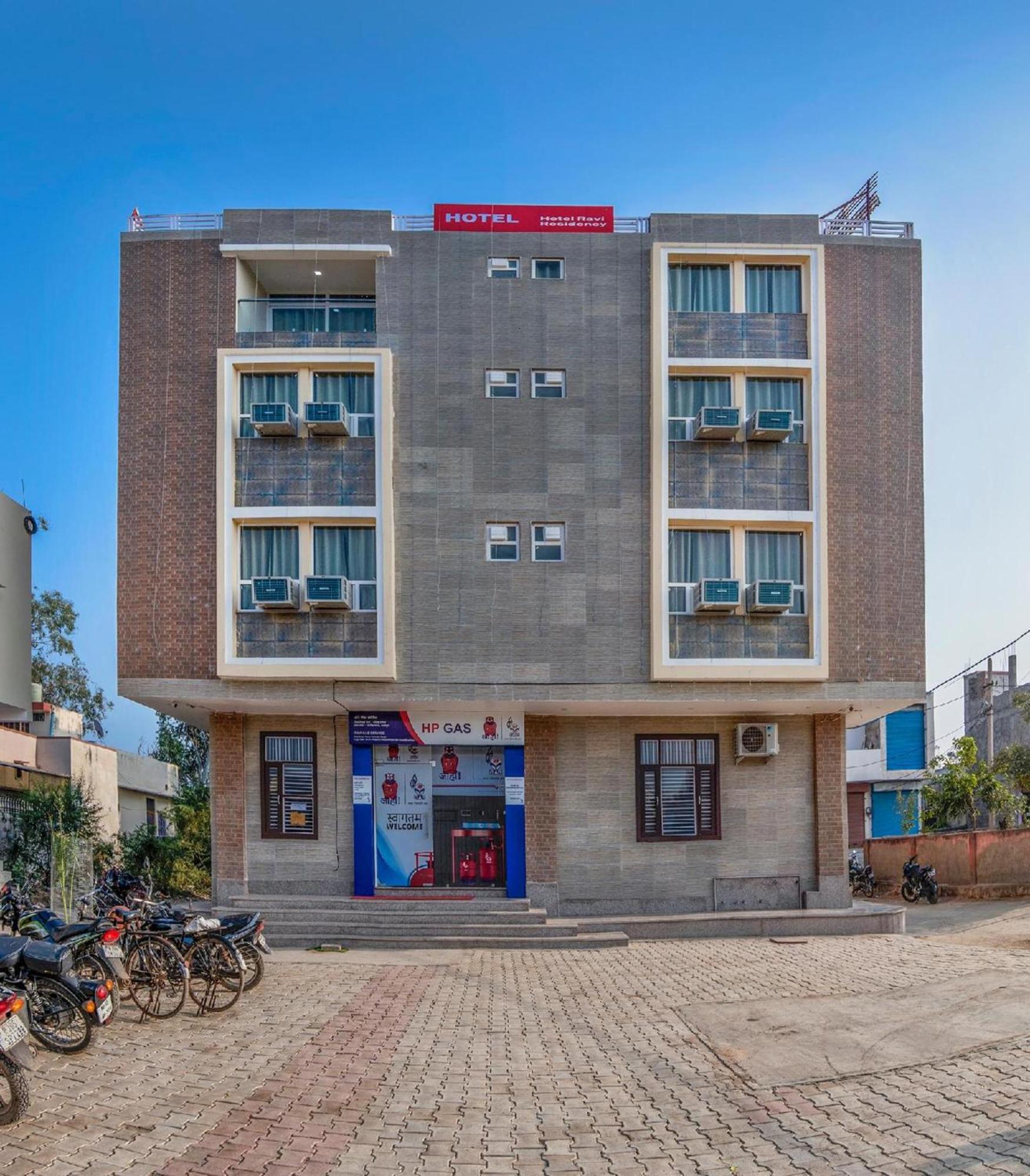 Hotel Ravi Residency Bharatpur Buitenkant foto