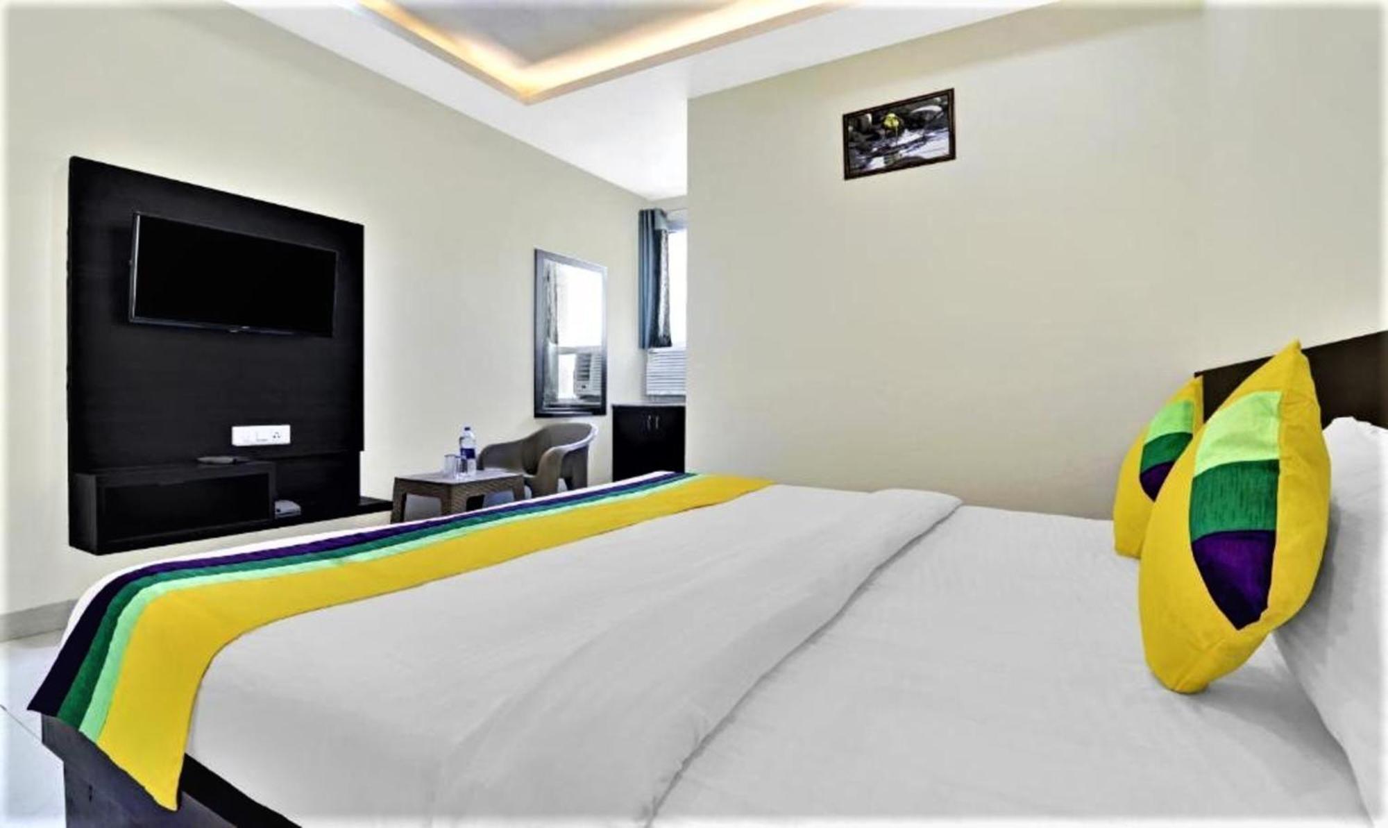 Hotel Ravi Residency Bharatpur Buitenkant foto