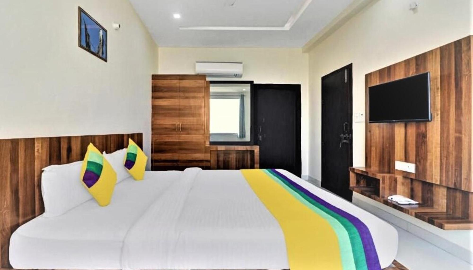 Hotel Ravi Residency Bharatpur Buitenkant foto