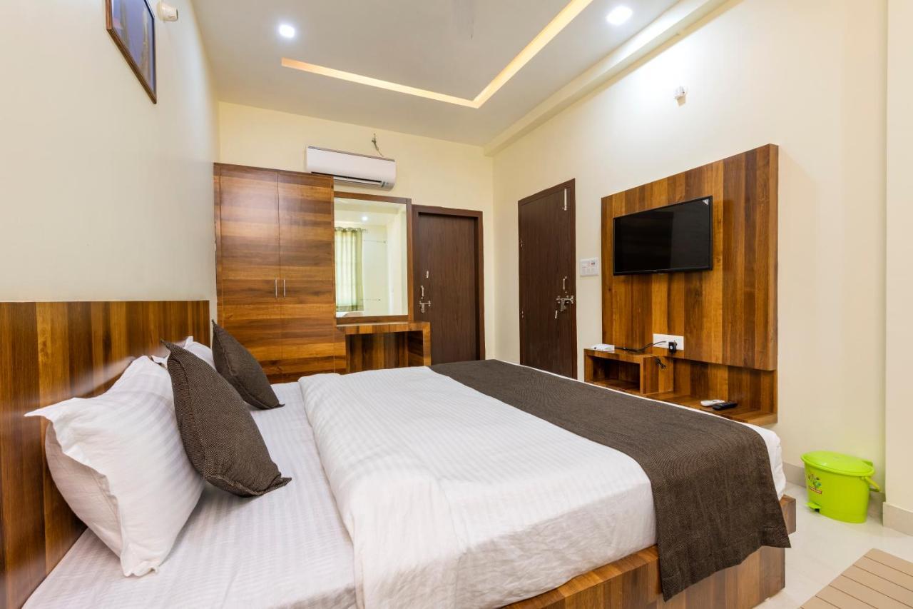 Hotel Ravi Residency Bharatpur Buitenkant foto